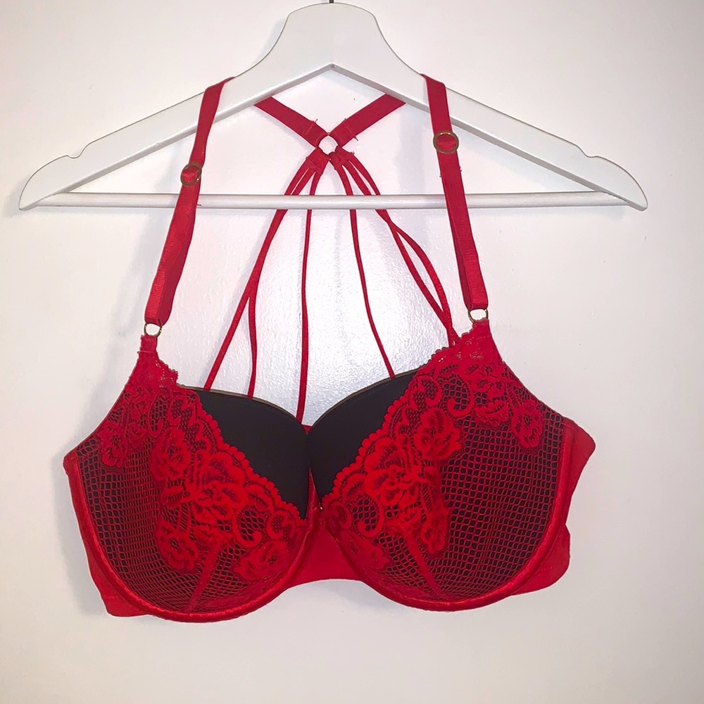 Red Bra, Cacique, Lane Bryant